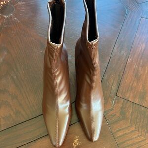 Brown Women's Pointed Toe Ankle Boots